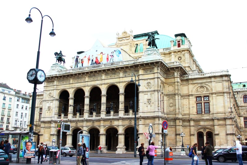Vienna Opera House is located in the center of the city