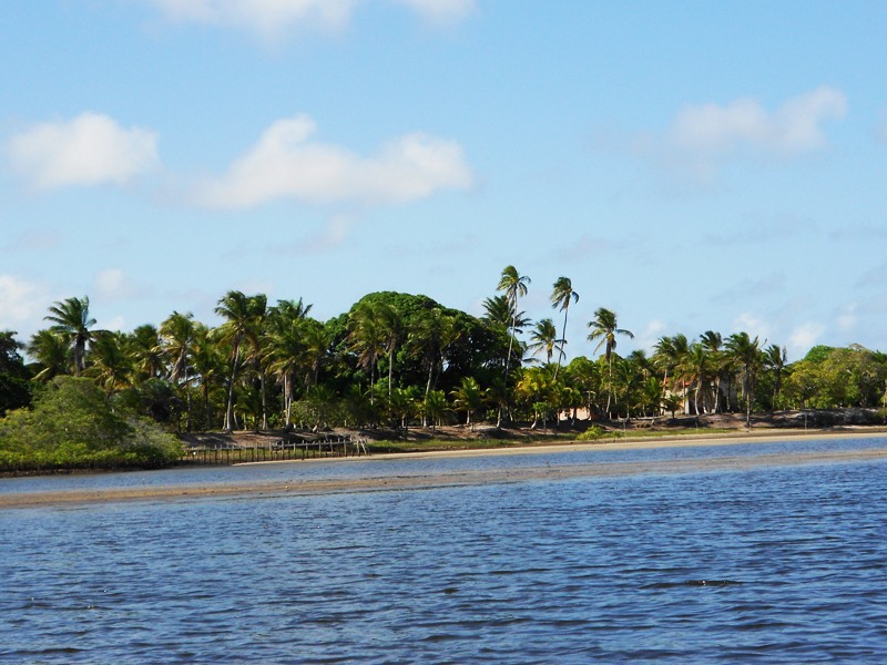 Travelling to Boipeba island with a fast boat