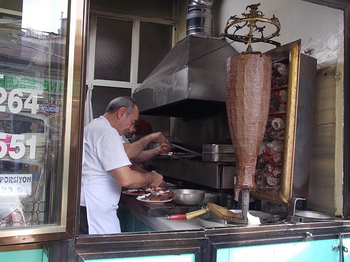 Preparing Iskeder kebap