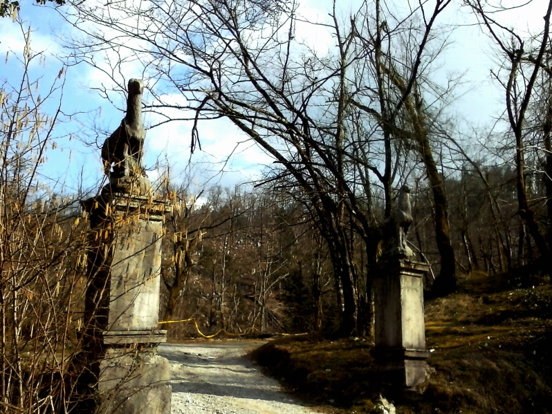 entrance to the castle