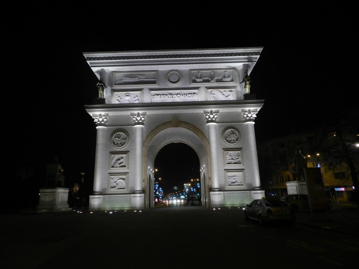 Porta Macedonia (Triumphal Arch)