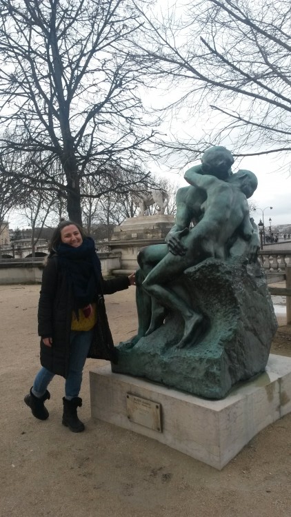 Me with the Bronze Sculpture of ''The Kiss ( Le Baiser) Of A.Rodin in front of the Orangerie Museum