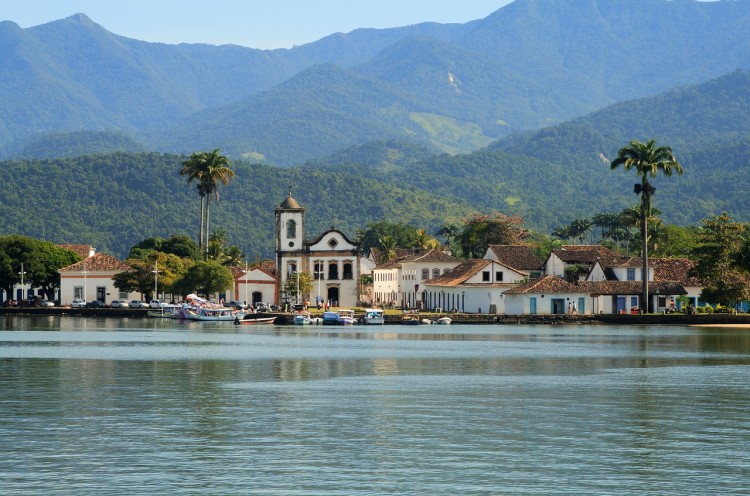 History, traditional tribes, waterfalls and islands in the sea: what to do in Paraty, Rio de Janeiro, Brazil?